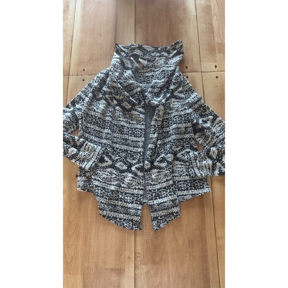 Knox Rose Womens Small Black White Tribal Aztec Open‎ Front Waterfall Cardigan